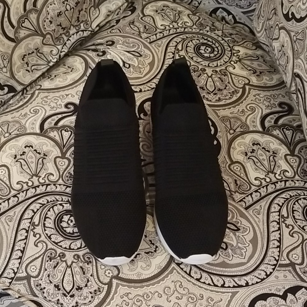 J/slides nyc sz 6
